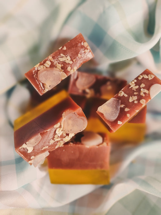 French Clay and Chamomile skin nourishing soap bar