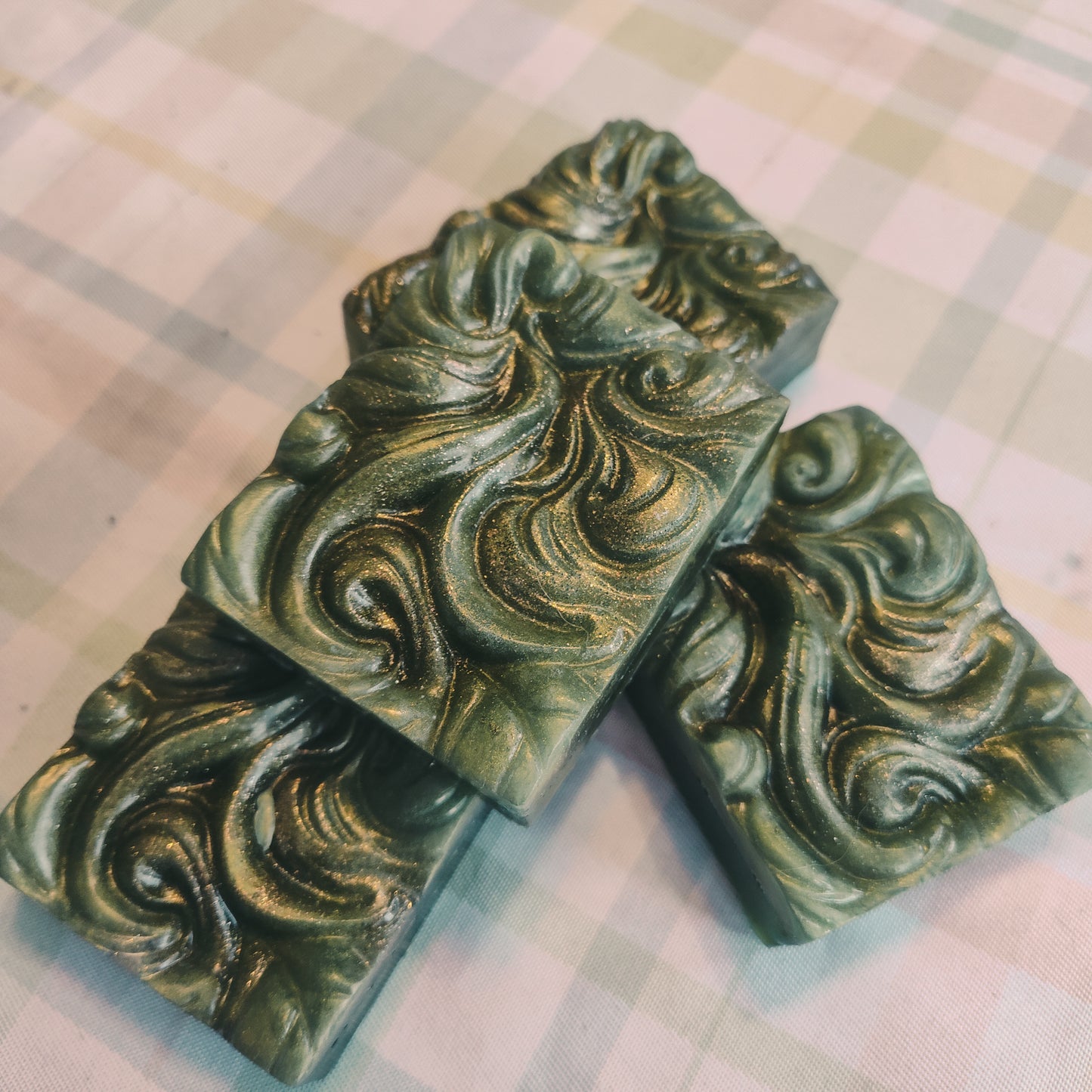 Tea Tree Shimmer Swirl Bar
